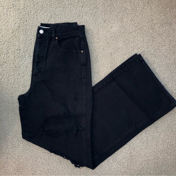 Pacsun High-Waisted Ripped Baggy Jeans - Picture 9 of 13